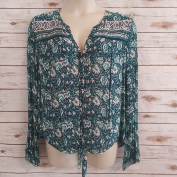 Lucky Brand Tops - 💙Lucky Brand Long Sleeve front tie blouse XL